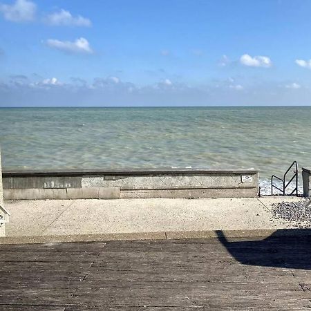L'Appartement De La Place Saint-Valery-en-Caux Eksteriør bilde
