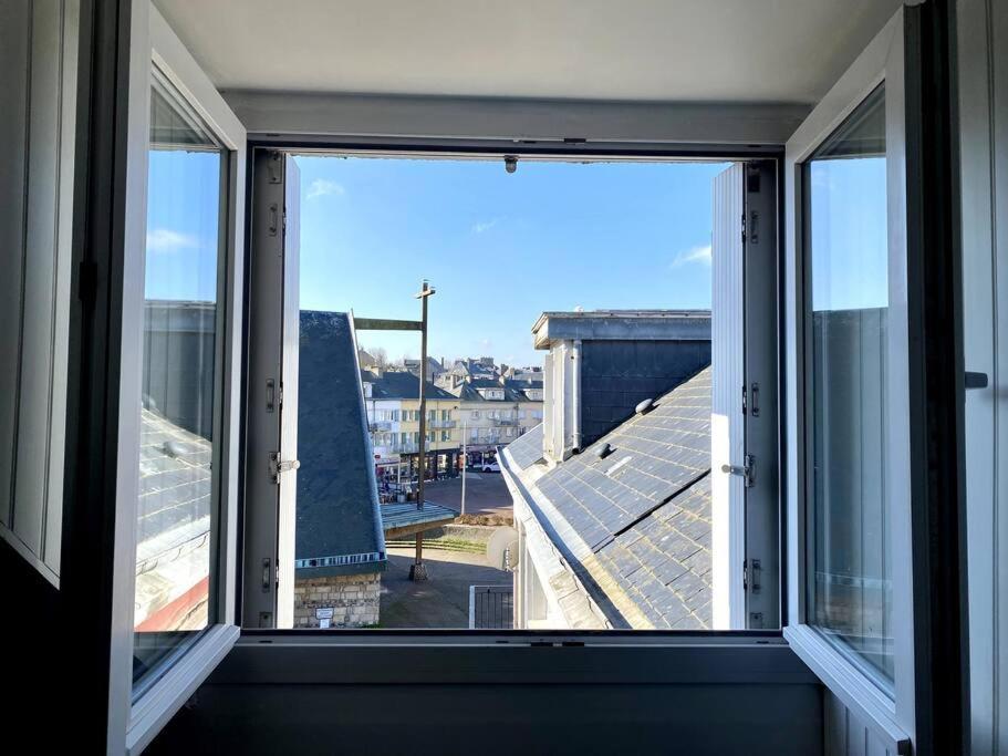 L'Appartement De La Place Saint-Valery-en-Caux Eksteriør bilde